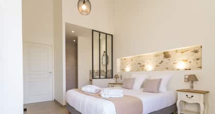 Charming Countryside Retreat with Indoor Heated Pool Near Nantes & Clisson