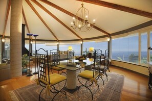 Dining - Luxury Villa Bahía with Infinity Pool, Panorama View, Sauna & Fitness Area (El Sauzal)