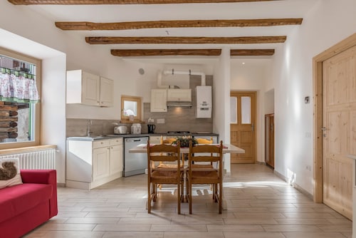 Appartamento di vacanza "Casa di Ada" con vista sulle montagne e Wi-Fi