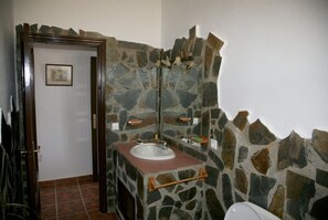 Dusche, Handtücher, Seife, Toilettenpapier