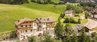 Holiday Apartment "Désirée Luianta" with Balcony, Mountain View and Wi-F