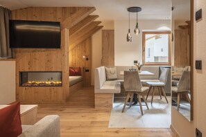 TV - Holiday Apartment "Promberger - Corones" with Balcony, Mountain View and Sauna (St. Lorenzen)