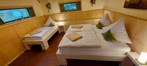 3 quartos, ferros/tábuas de passar roupa, Wi-Fi, roupa de cama