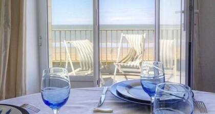 GĂźte Ă Tharon: 2 chambres, terrasse, parking, proche mer