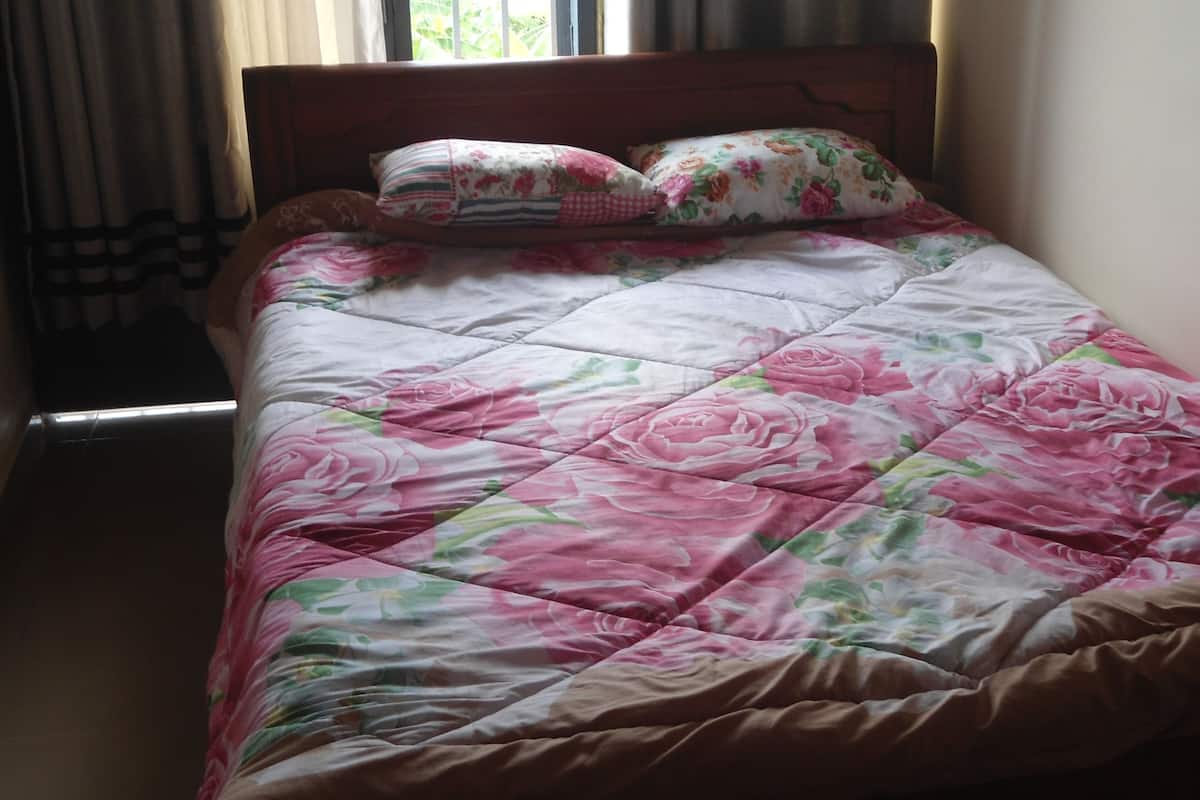 3 habitaciones y ropa de cama