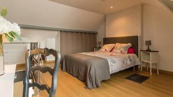 2 quartos, Wi-Fi de cortesia, roupa de cama