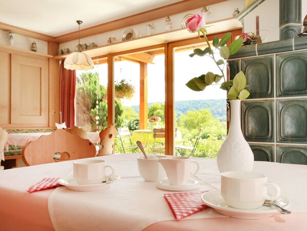 Petit déjeuner buffet compris tous les jours