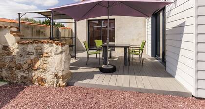 **Ătable RĂ©novĂ©e en Campagne Ă 20km de la Mer - IdĂ©ale Familles avec Jeux et VĂ©los Enfants**