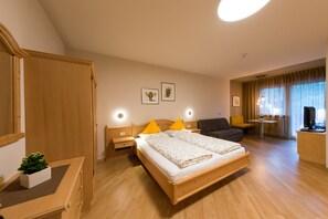 1 室のベッドルーム、セーフティボックス (室内)、アイロン / アイロン台、WiFi
