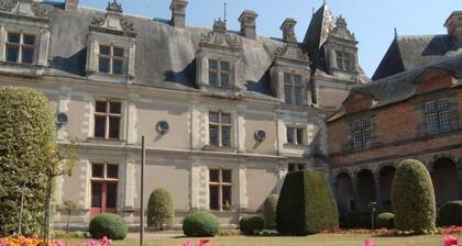 Maison contemporaine à Nozay avec jardin clos, proche Nantes : 3 chambres, Wi-Fi, garage vélos/motos