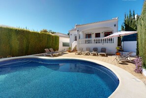 Pool - Limoneros - renovated 3 bedrooms - 5 min to the beach (Moraira)