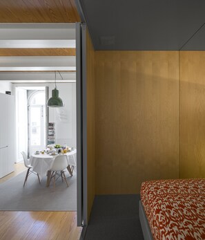 1 habitación y caja de seguridad en la habitación