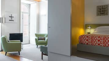 1 bedroom, in-room safe, iron/ironing board, free WiFi