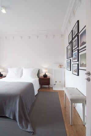 3 bedrooms, iron/ironing board, free WiFi