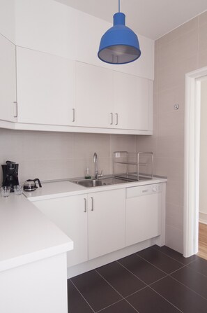 Fridge, microwave, oven, dishwasher