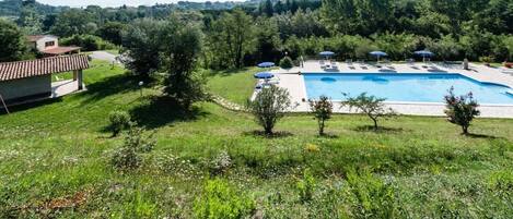 Piscine extérieure
