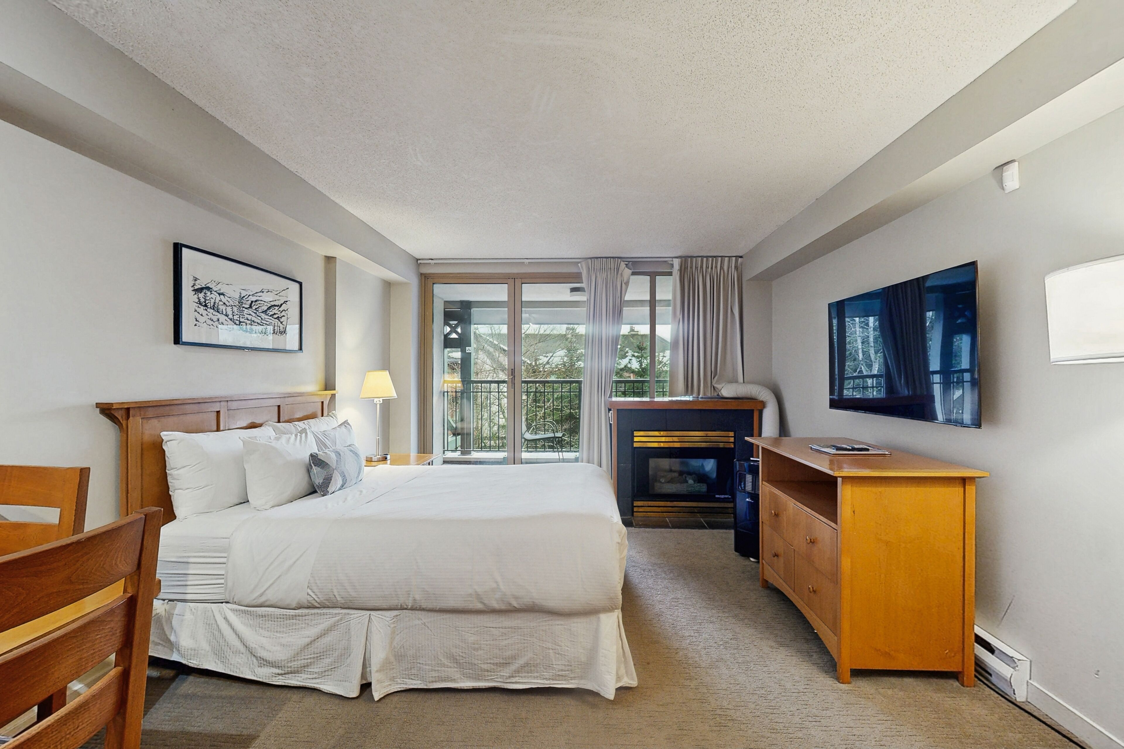 Bügeleisen/Bügelbrett, Internetzugang, Bettwäsche