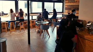 Desayuno buffet incluido todos los días