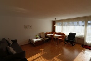 Apartment (MosbacherKl; Cleaning Fee 90 CHF) | Living room