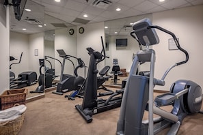 Fitness facility - Mountain studio in the Village with fireplace & gym - walk to lifts (Whistler)