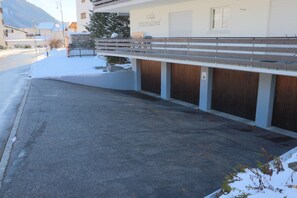 Free parking nearby
