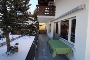 Apartment (Manstein; Cleaning Fee 140 CHF) | Terrace/patio - Apartments Museumstrasse (Davos)