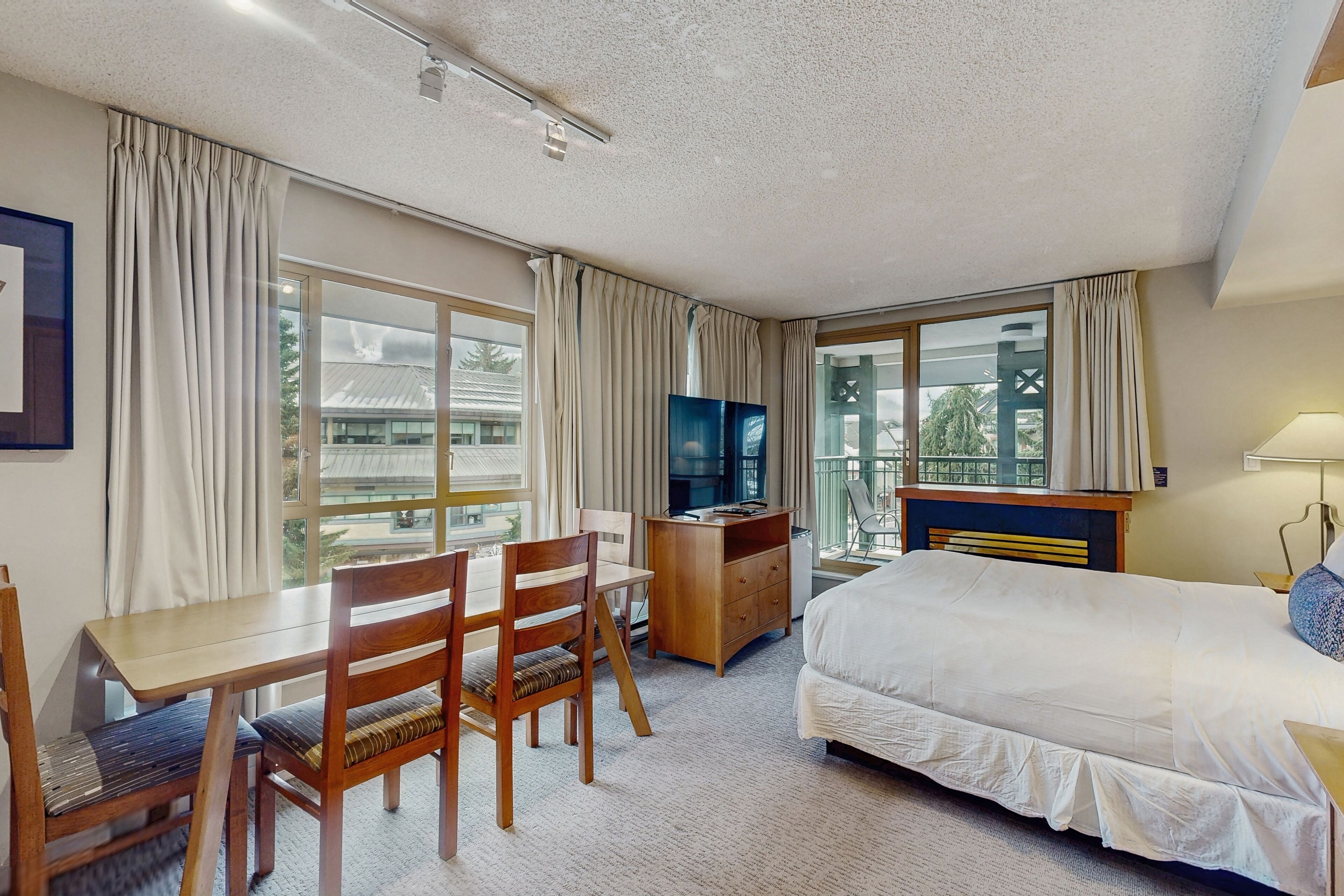 Bügeleisen/Bügelbrett, WLAN, Bettwäsche