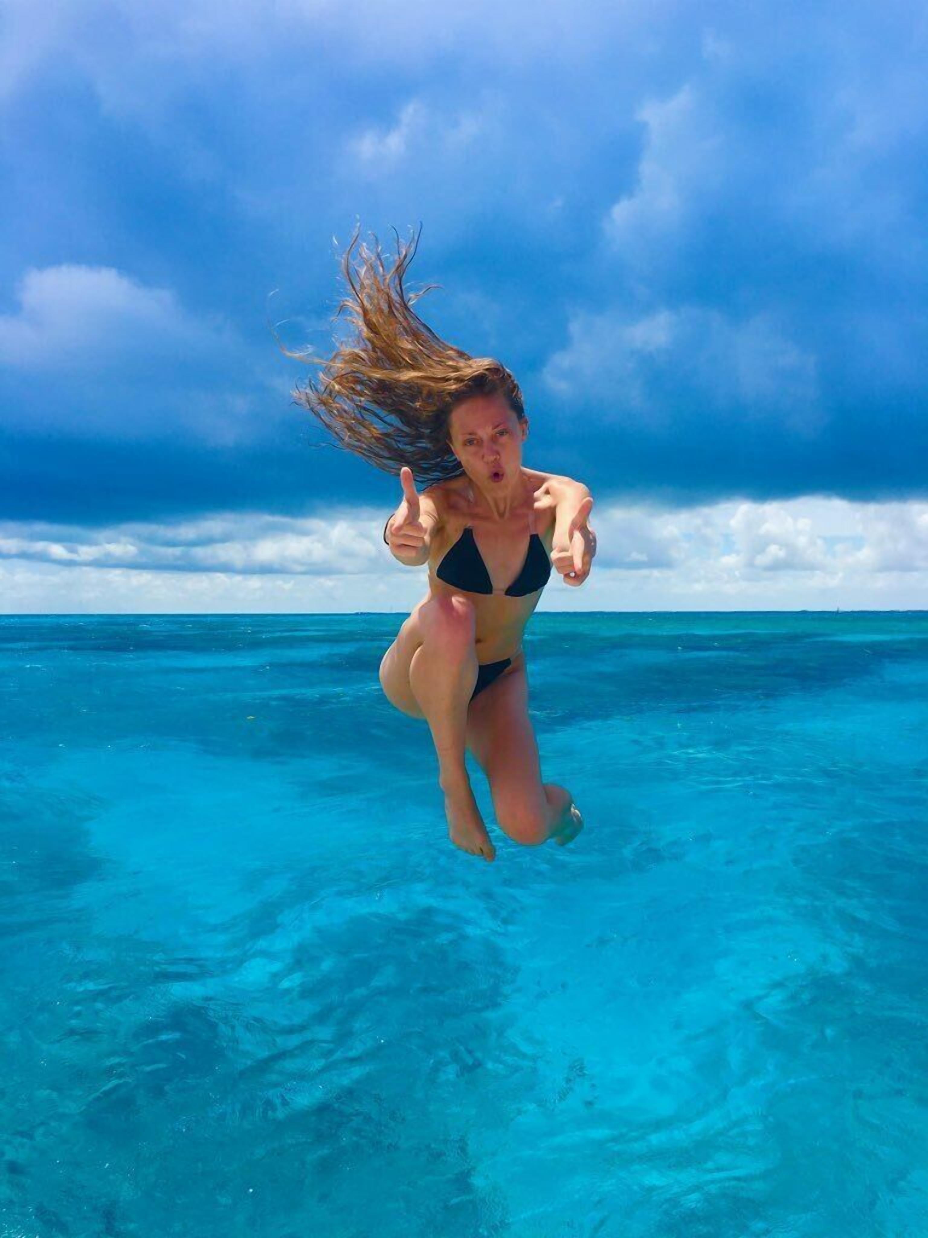 Sun-loungers, beach towels