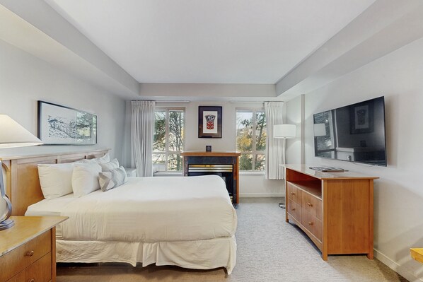 Fer et planche à repasser, Wi-Fi, literie fournie