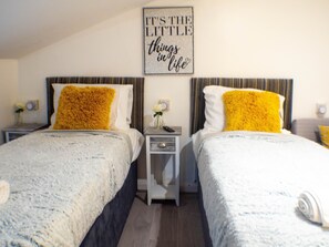 Signature Apartment, Patio - CLN Boutique Apartment (London)