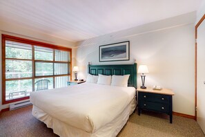 1 bedroom, iron/ironing board, internet, bed sheets