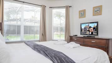 5 bedrooms, in-room safe, iron/ironing board, WiFi