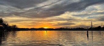 2: Lake LBJ Getaway - Poolside Studio - Pet Friendly