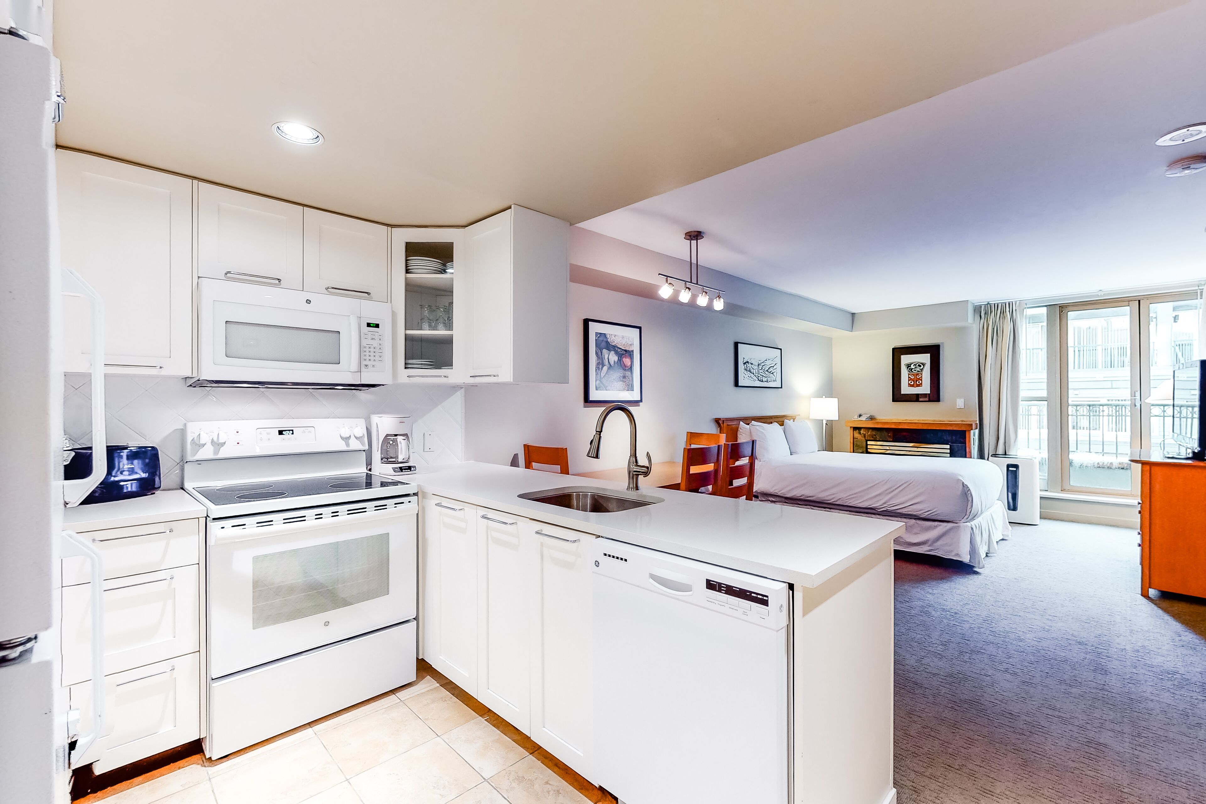 アイロン / アイロン台、インターネット、ベッドシーツ