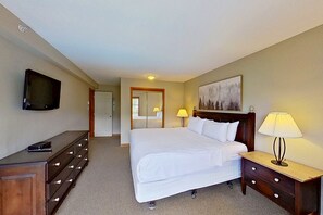 2 bedrooms, iron/ironing board, internet, bed sheets