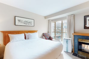 Iron/ironing board, internet, bed sheets