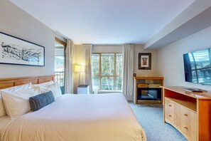 Fer et planche à repasser, accès à Internet, literie fournie