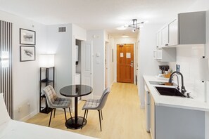 Microwave, stovetop, dishwasher, coffee/tea maker