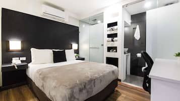 Egyptian cotton sheets, premium bedding, down duvets, pillow-top beds