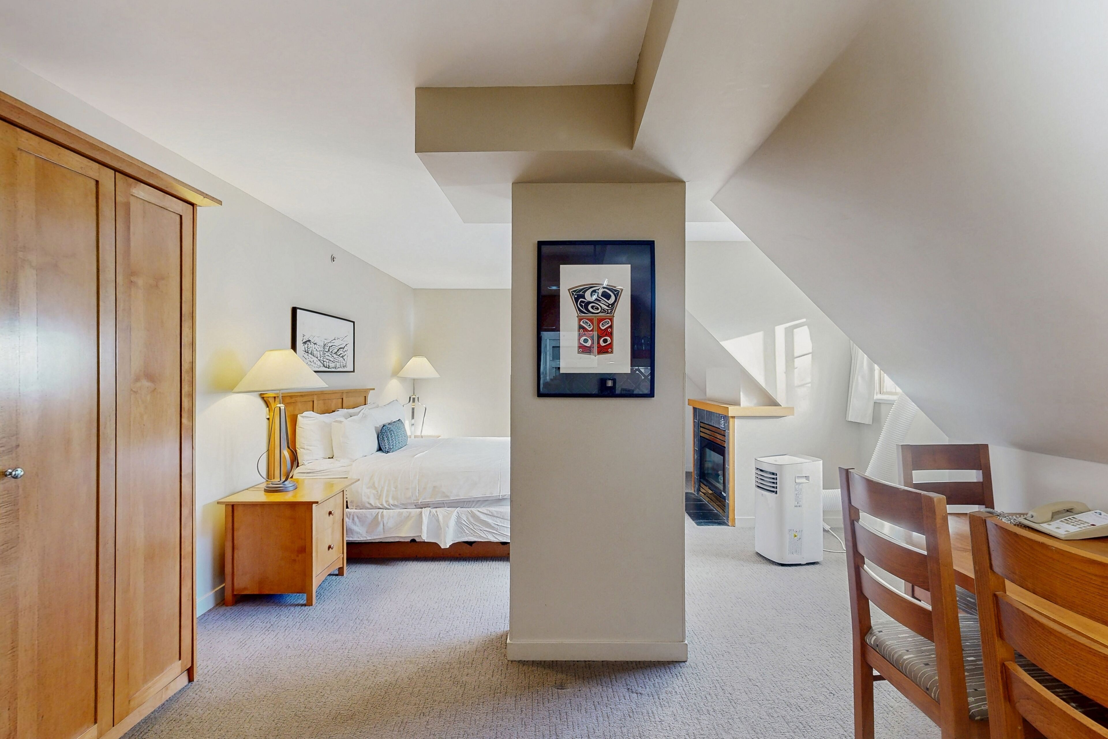 Iron/ironing board, free internet, bed sheets