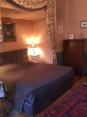 Quarto casal, suíte (Baldaquin) | 1 quarto, Wi-Fi