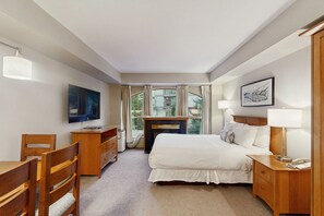 Iron/ironing board, internet, bed sheets