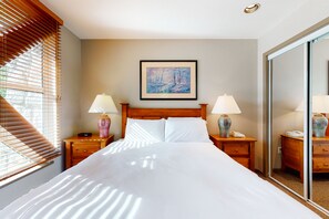 2 chambres, fer et planche à repasser, accès à Internet, literie fournie