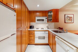 Microwave, oven, stovetop, dishwasher