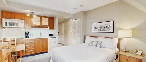 Iron/ironing board, free Internet, bed sheets