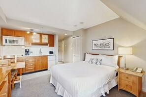 Iron/ironing board, free internet, bed sheets