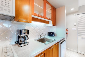 Microwave, stovetop, coffee/tea maker, toaster