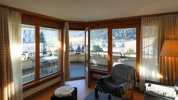 Studio 301 Götte (Cleaning Fee 80 CHF) | Balcony