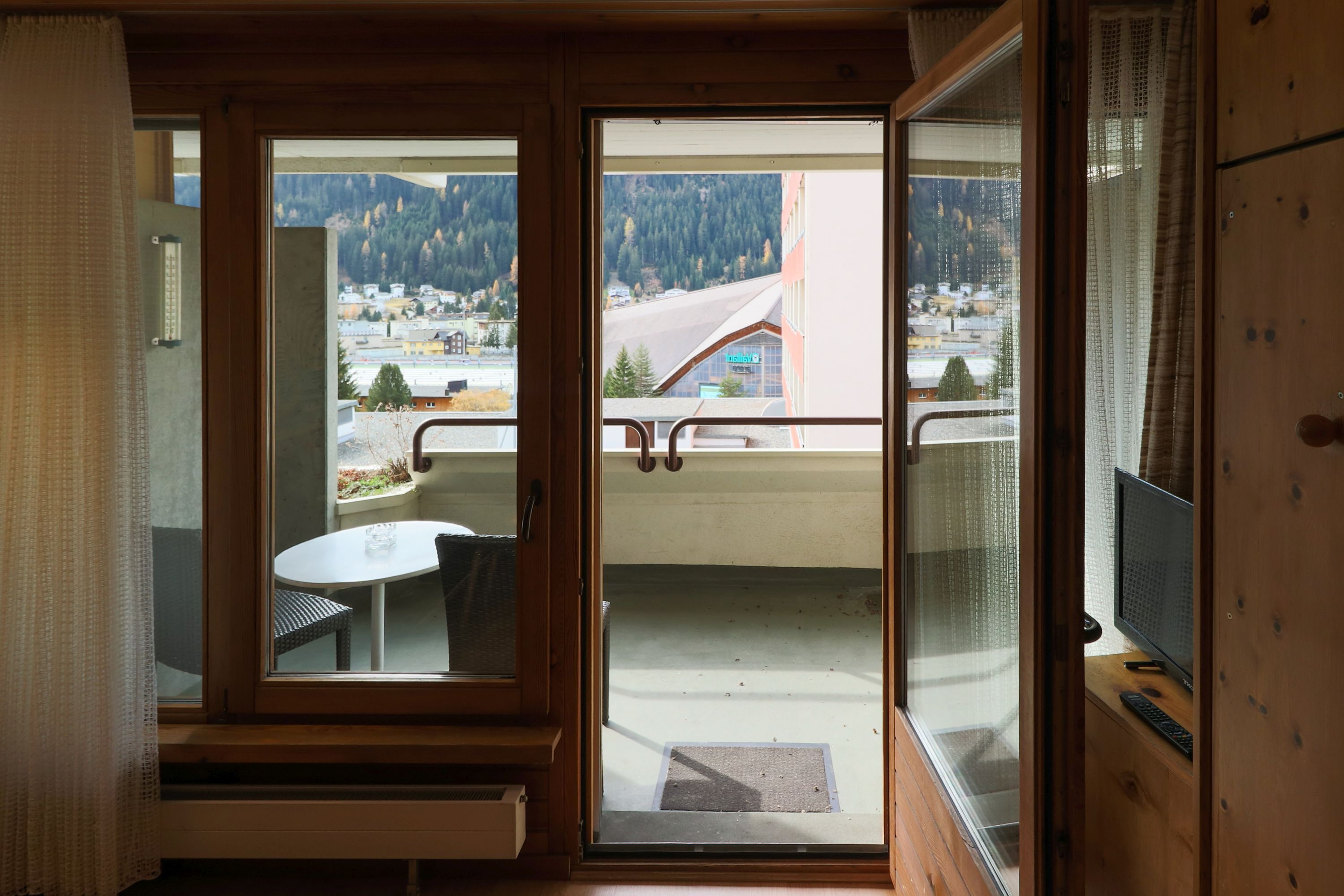 Studio 303 Gueven (Cleaning Fee 70 CHF) | Balcón