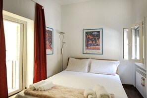 1 chambre, fer et planche à repasser, Wi-Fi, literie fournie